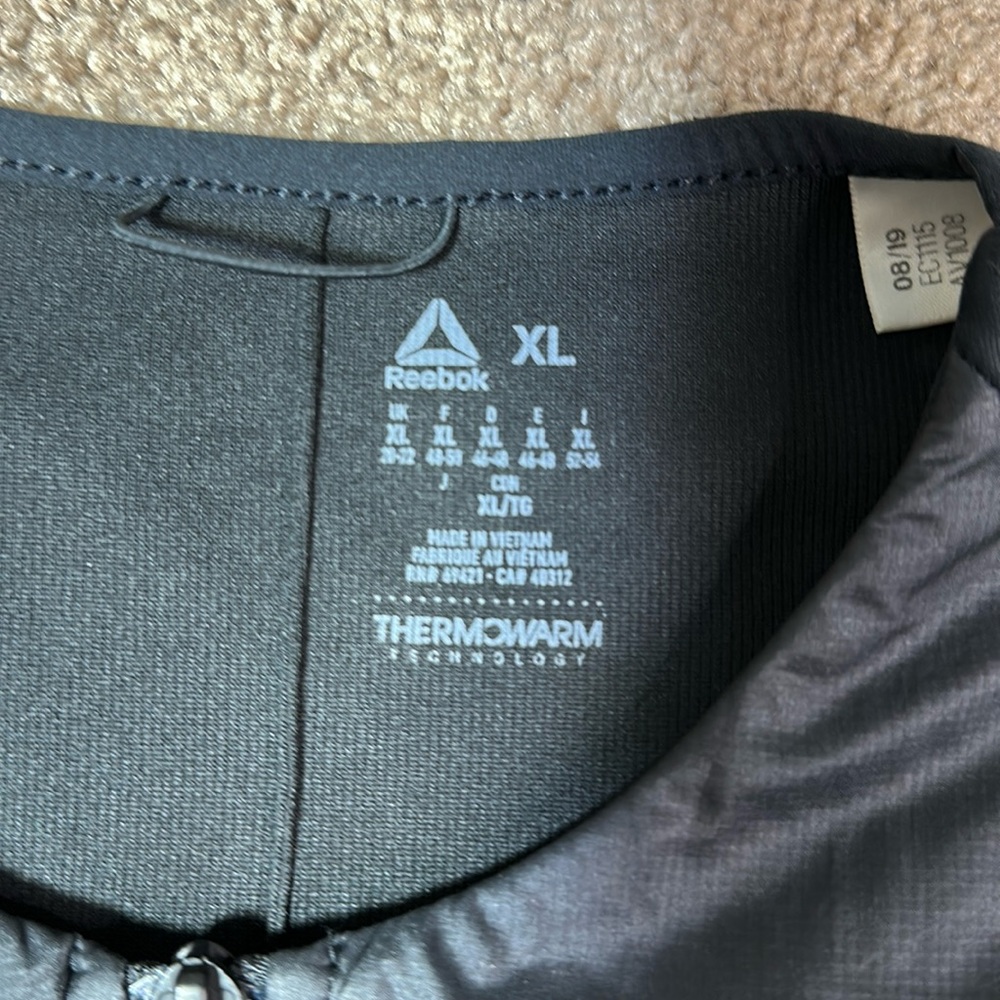 Women’s Reebok Black Athletic Jacket - Picture 6 of 6